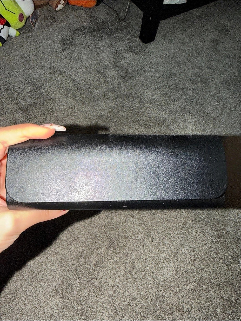 Kylie Meta Sunglasses in Black New